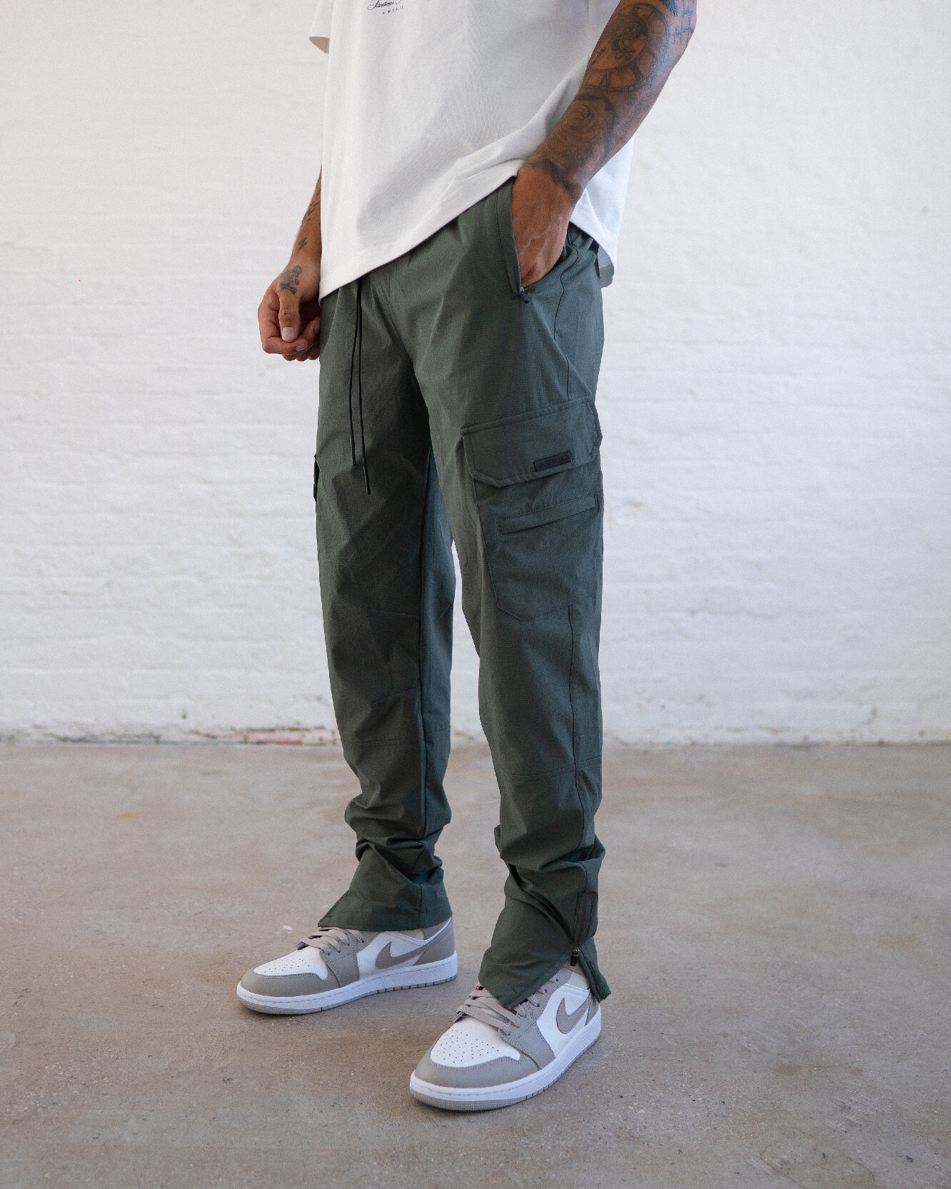 Nylon Cargo Pants V2 - Greige – Sans Pareil Clothing